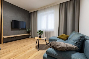 Apartament Źródłowa CENTRUM PARTER GROUND FLOOR PARKING SUPER LOKALIZACJA TWO BEDROOMS KITCHEN 50 M2
